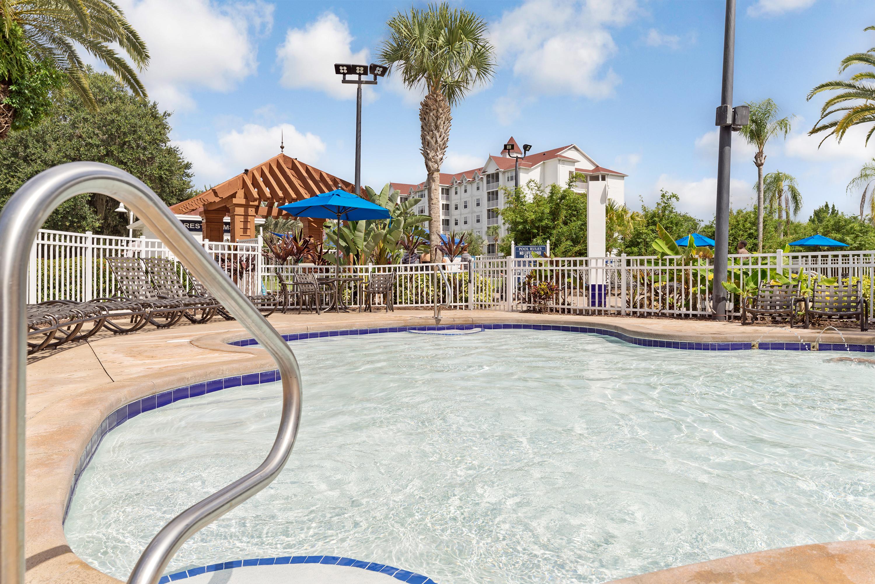 Hilton Vacation Club Grand Beach Orlando Lake Buena Vista Exterior photo